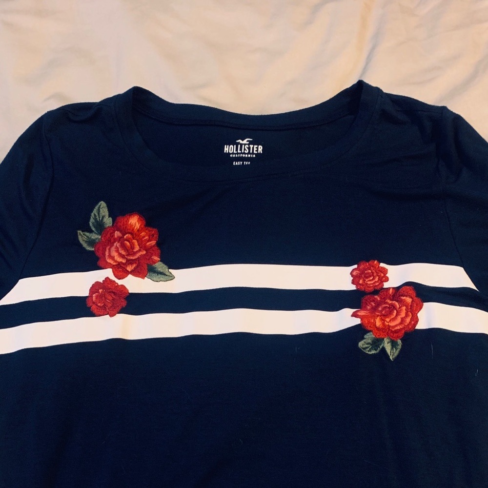 Hollister crop top!